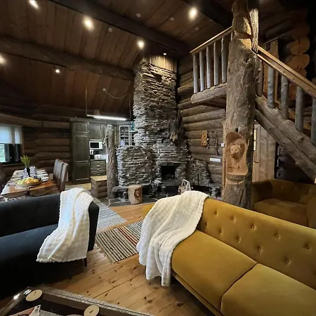 Pukelo Arctic With Wifi Sauna 4 Poster Bed Fireplace 度假居 萨拉