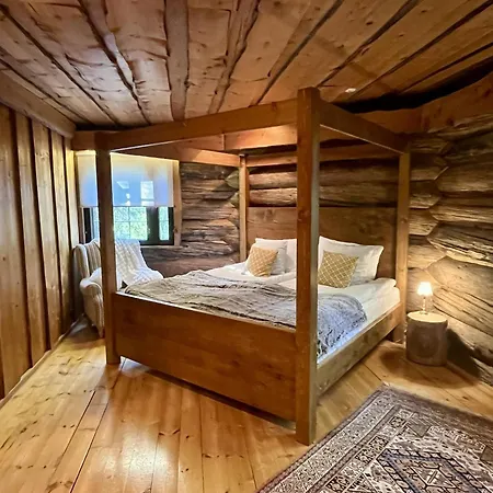 Pukelo Arctic With Wifi Sauna 4 Poster Bed Fireplace Dom wakacyjny Salla
