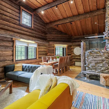 Pukelo Arctic With Wifi Sauna 4 Poster Bed Fireplace Prázdninový dům Salla
