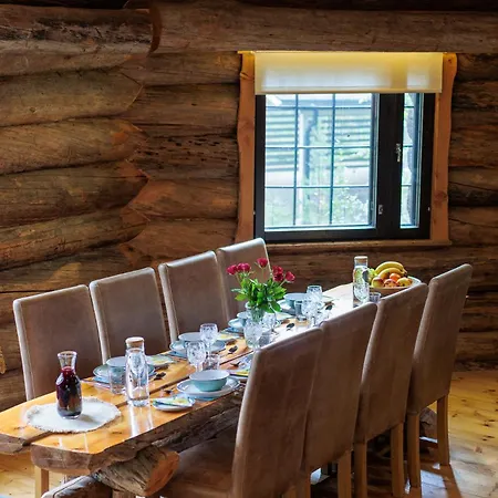 Prázdninový dům Pukelo Arctic With Wifi Sauna 4 Poster Bed Fireplace Salla