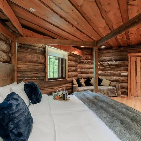 Pukelo Arctic With Wifi Sauna 4 Poster Bed Fireplace Prázdninový dům *