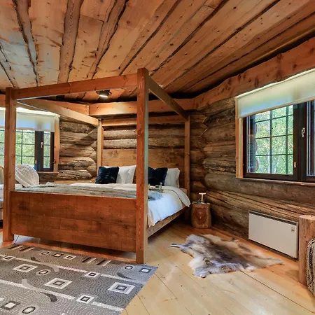 Pukelo Arctic With Wifi Sauna 4 Poster Bed Fireplace Prázdninový dům Salla